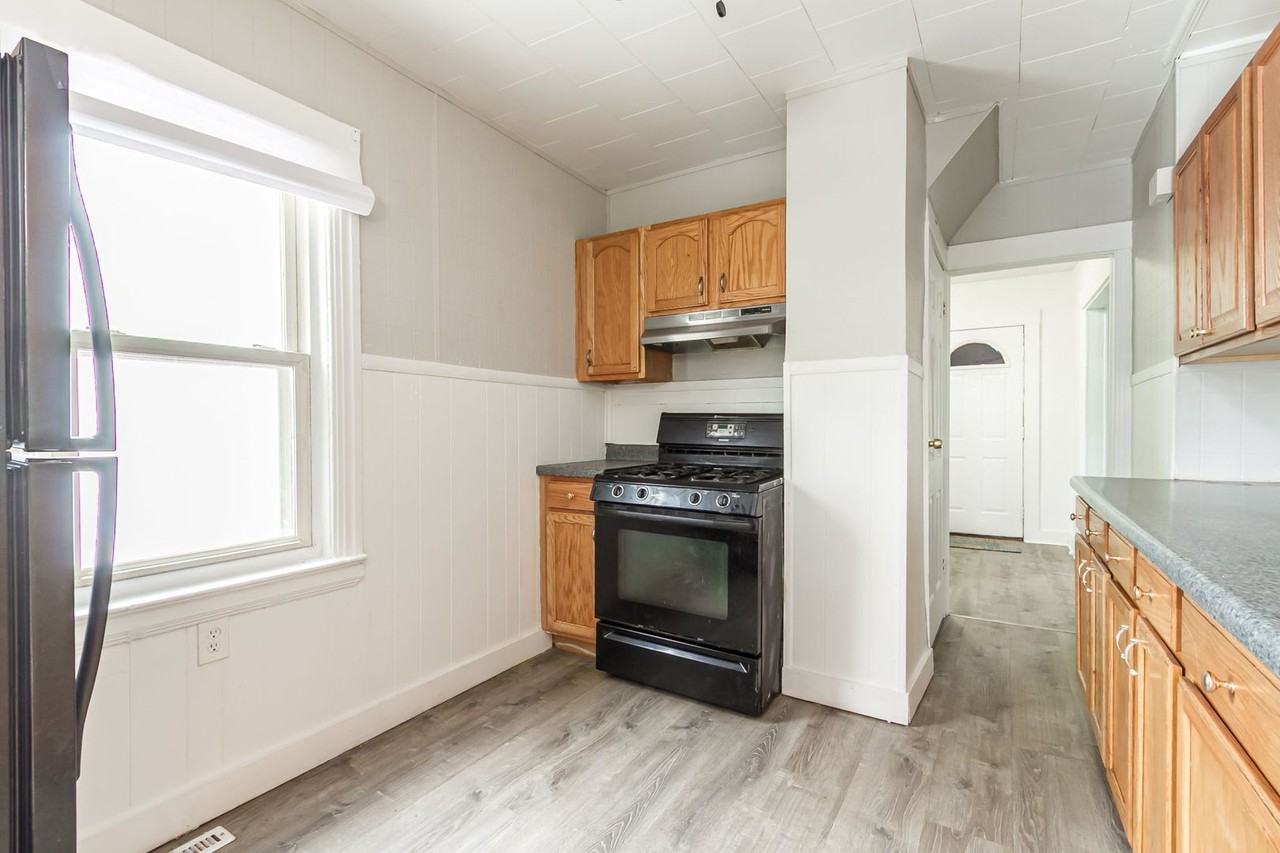 171 Mohawk St - Photo 5 of 20