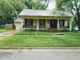 featured image of 711 N Chestnut St #1