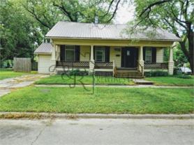 711 N Chestnut St #1 - Photo 1 of 1