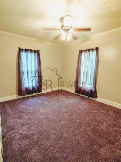 711 N Chestnut St #1 - Photo 2 of 10