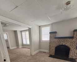 featured image of 1404 W 4th St