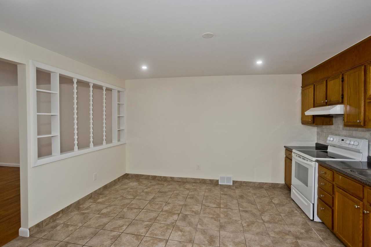 181 State St - Photo 2 of 20