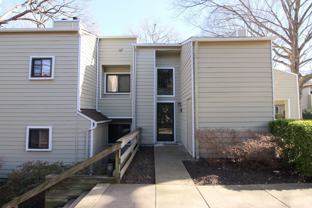 1956-B Villaridge Dr - Photo 1 of 1