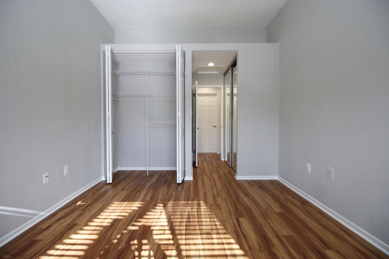 1956-B Villaridge Dr - Photo 6 of 24