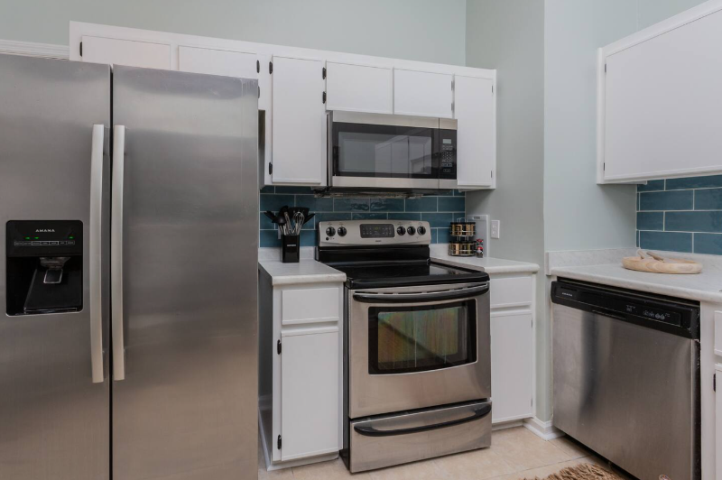 309 Redan Dr - Photo 4 of 16