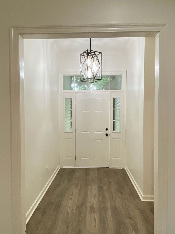 10451 Windmill Rd - Photo 2 of 12