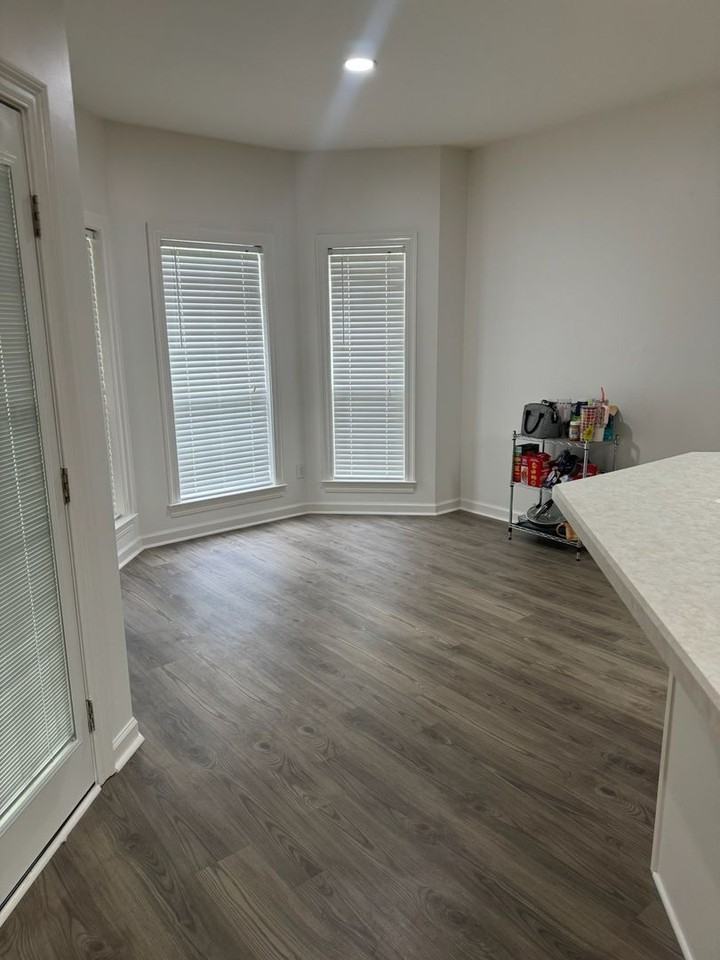 10451 Windmill Rd - Photo 6 of 12