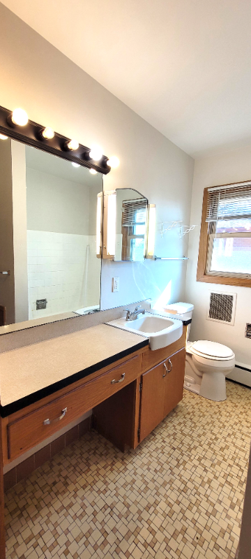 926 High St #3 - Photo 3 of 13