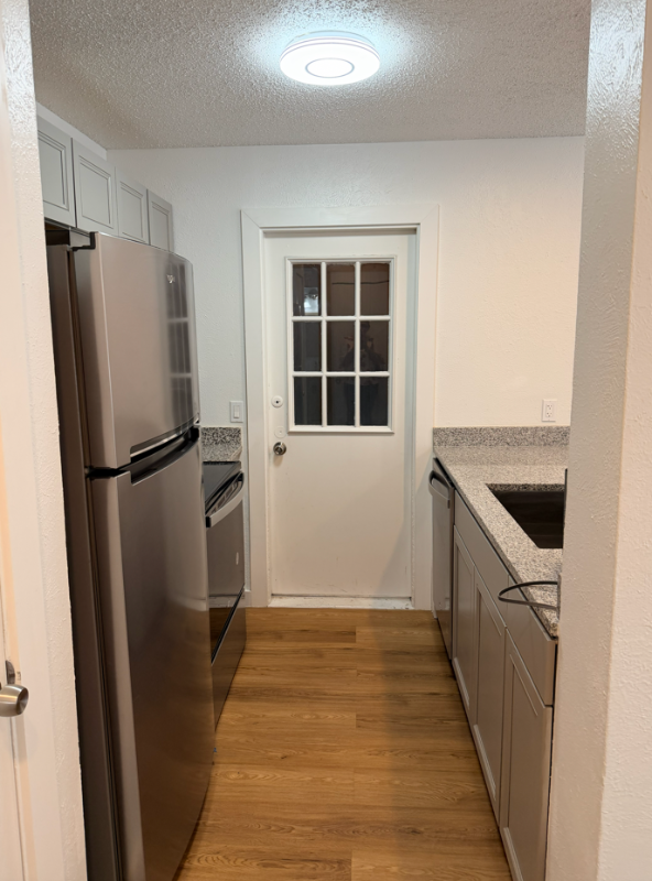 10111 Golden Meadow Dr #F - Photo 5 of 12