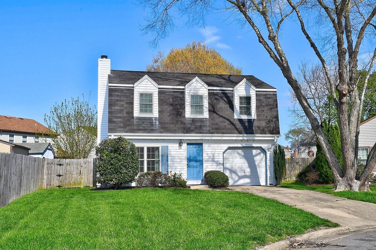 1504 Coatbridge Ct - Photo 2 of 38