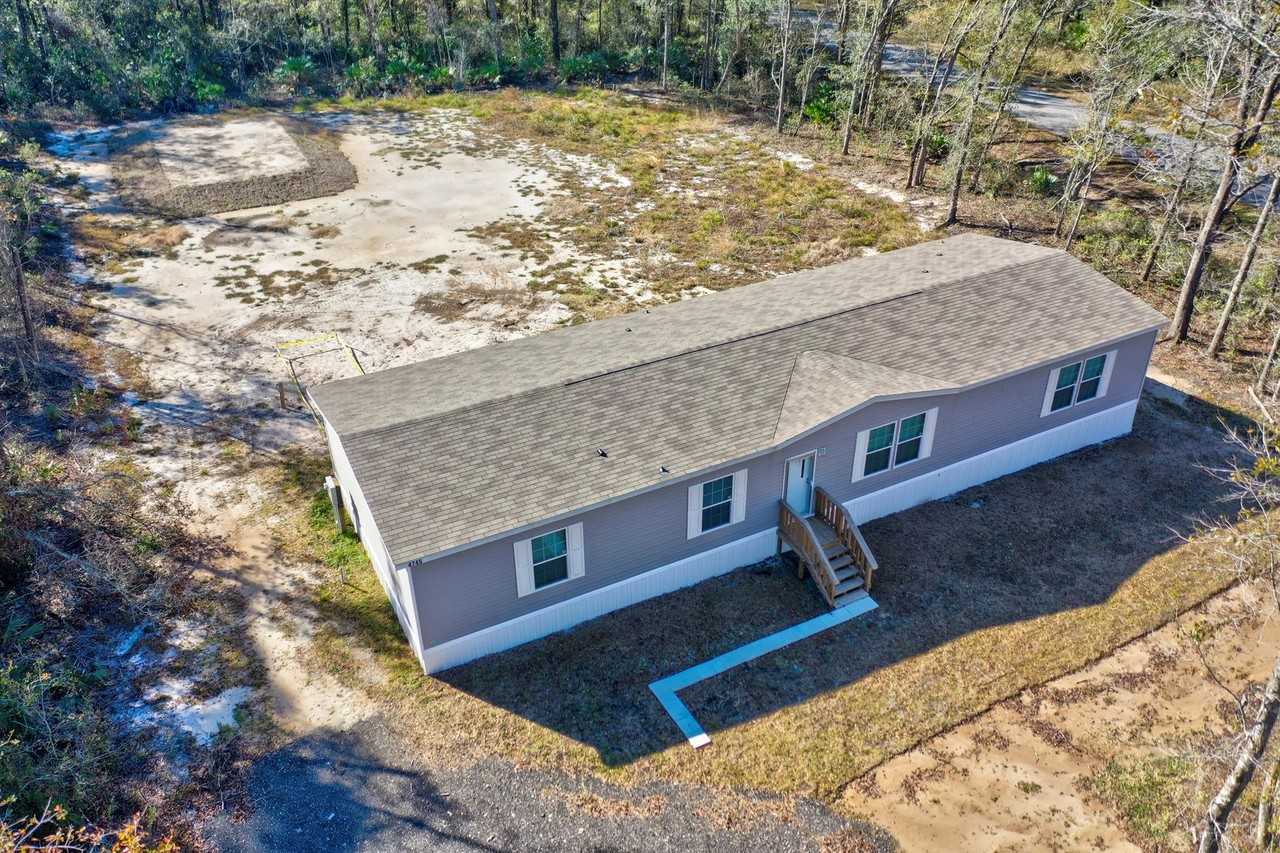 4745 Wendy St - Photo 3 of 50