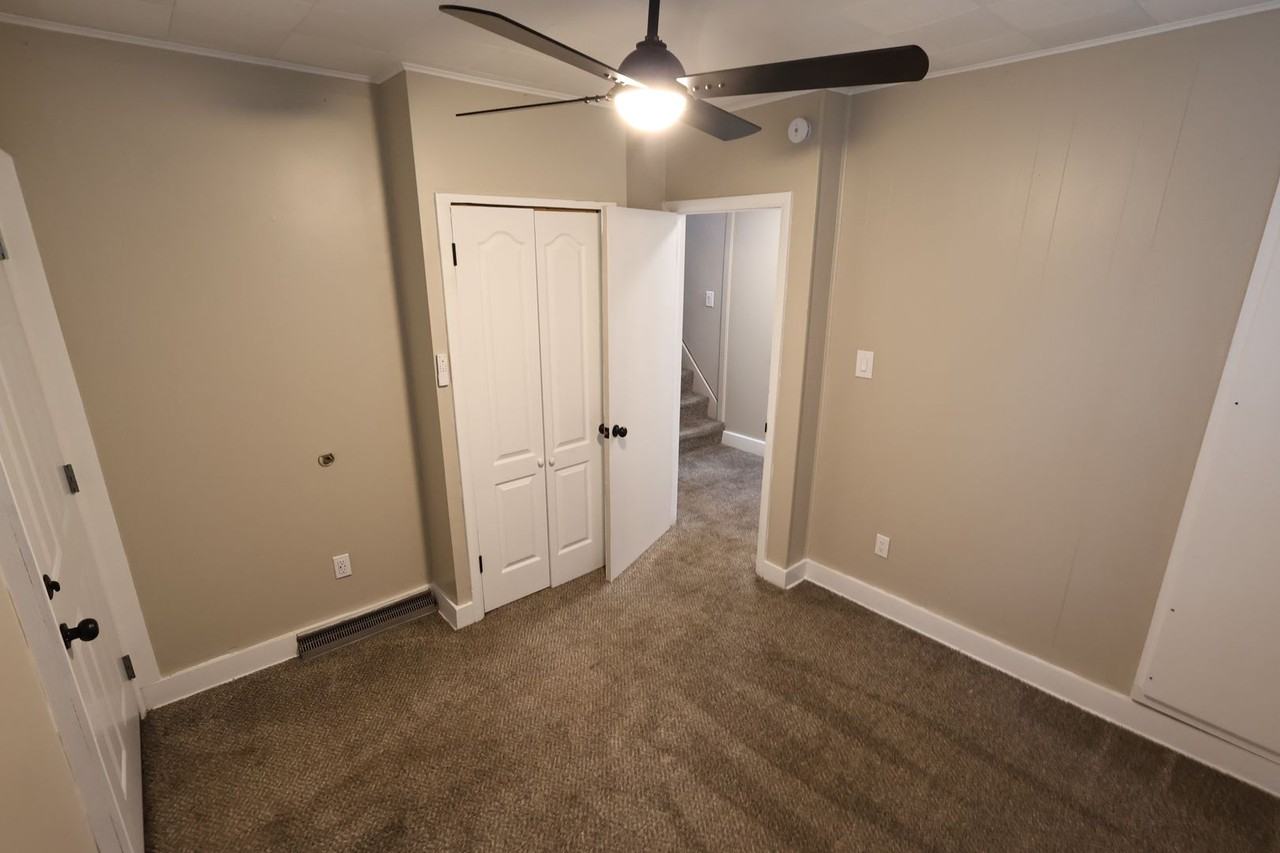 1453 Woodbirch Ave - Photo 5 of 13