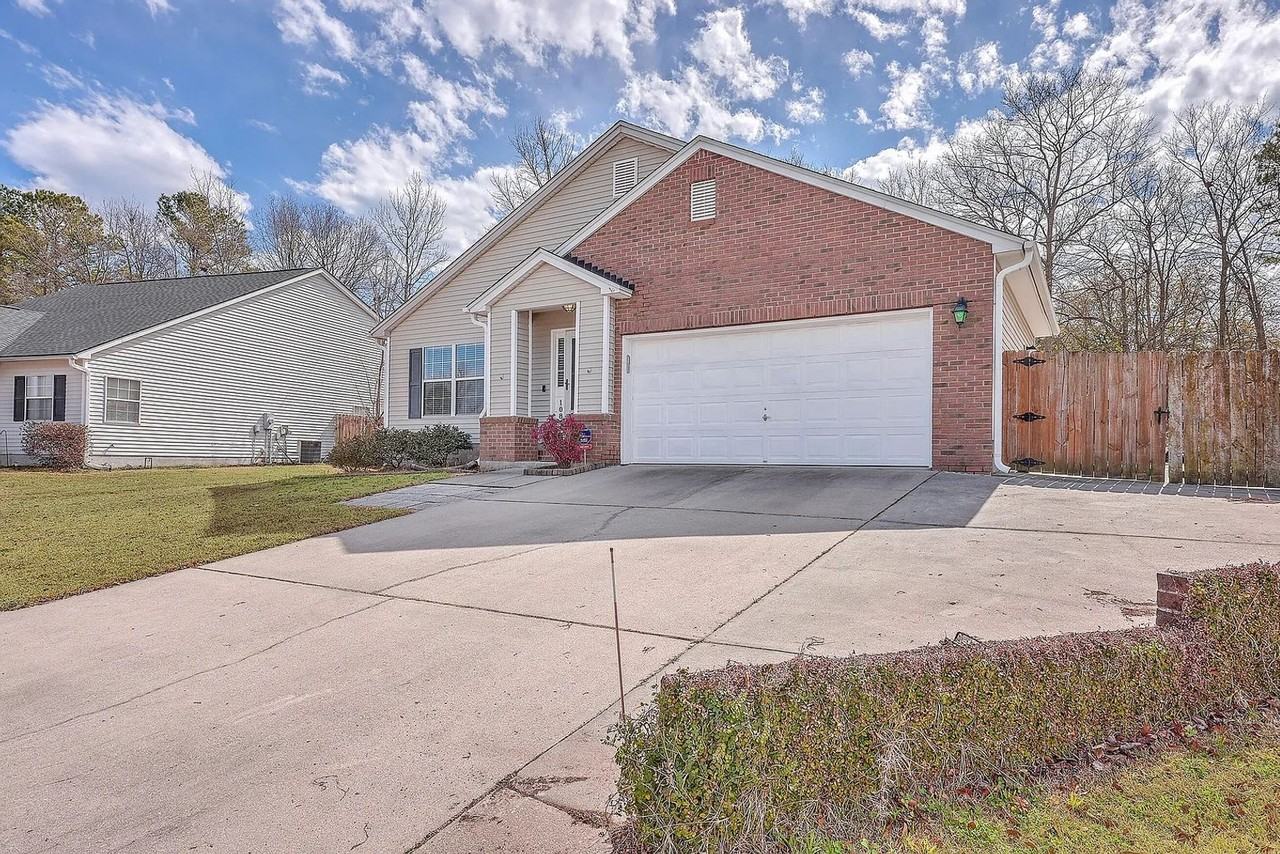 108 Dundalk Ct - Photo 3 of 27