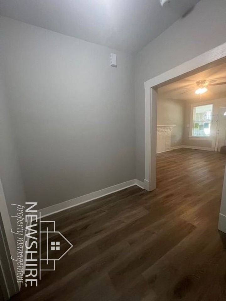 318 Alexander Ave - Photo 6 of 8