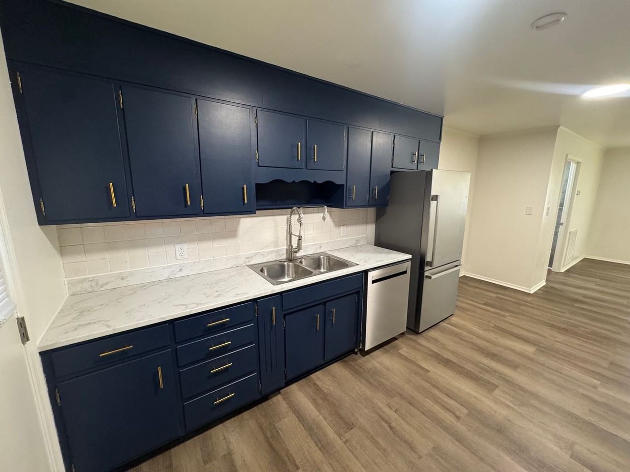 Commanche St Duplex - Photo 5 of 25