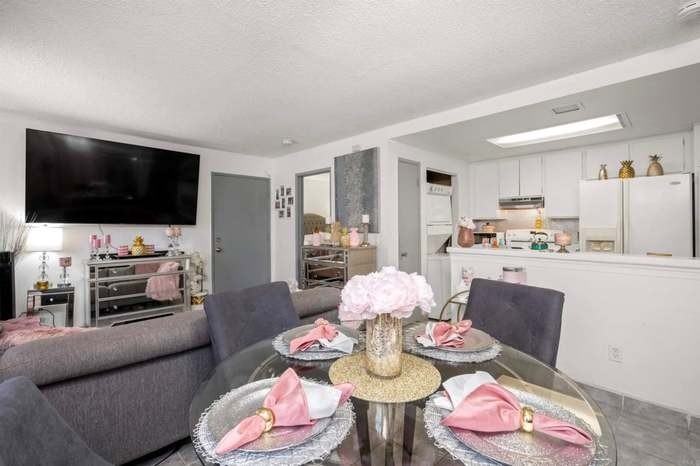 2015 Dairy Mart Rd #1 - Photo 5 of 17