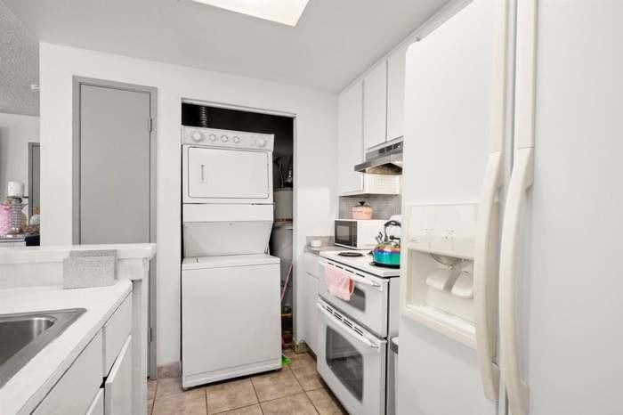 2015 Dairy Mart Rd #1 - Photo 7 of 17