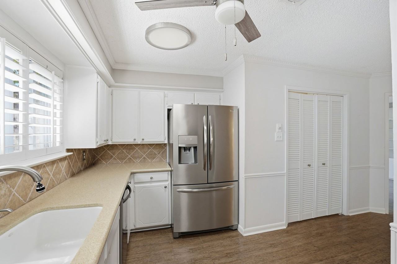 2203 Twin Elms Dr - Photo 5 of 28