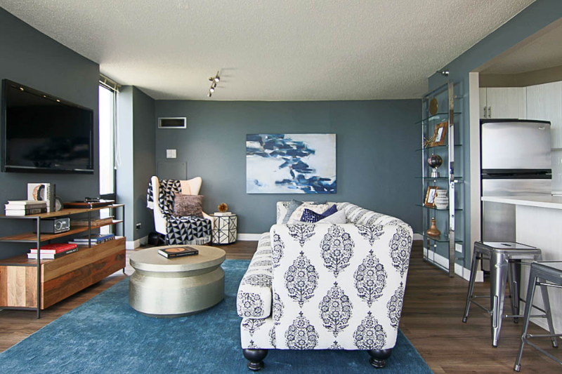 1700 N Clark St - Photo 3 of 15