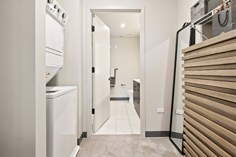 160 N Ada St - Photo 6 of 9