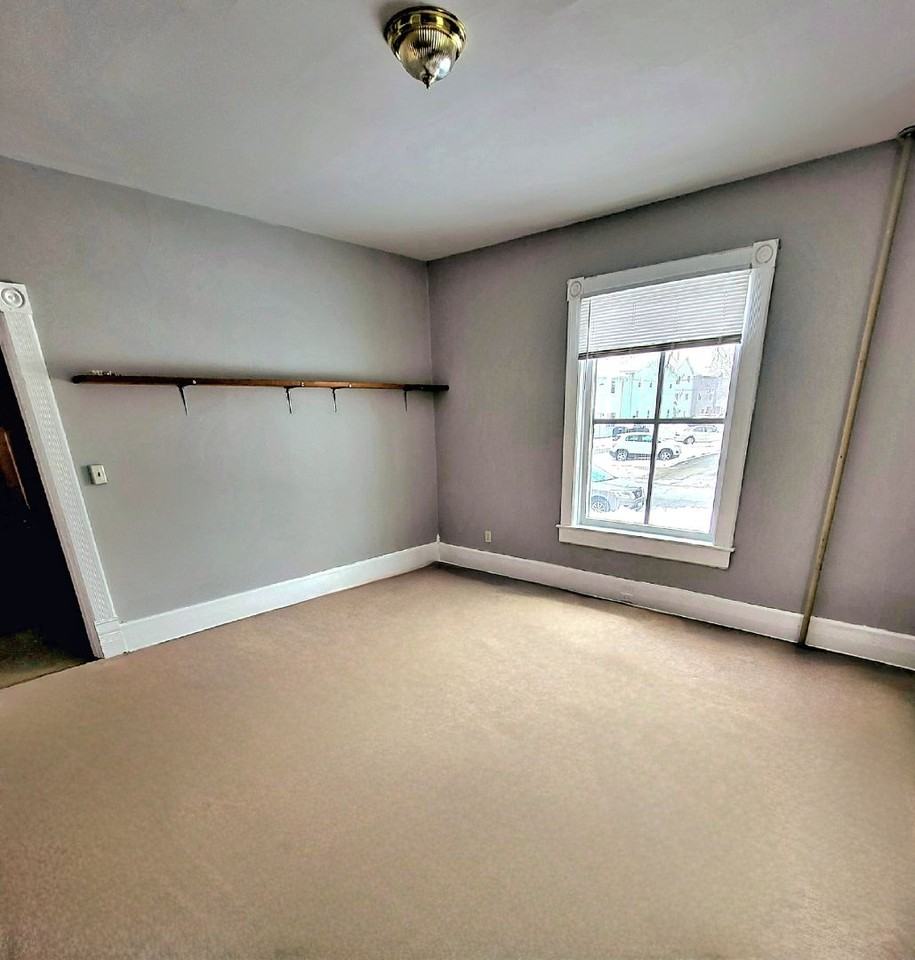 1216 State Street - Photo 4 of 12