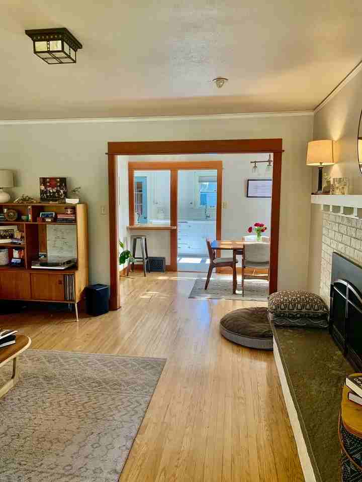 238 E Sussex Ave - Photo 4 of 42