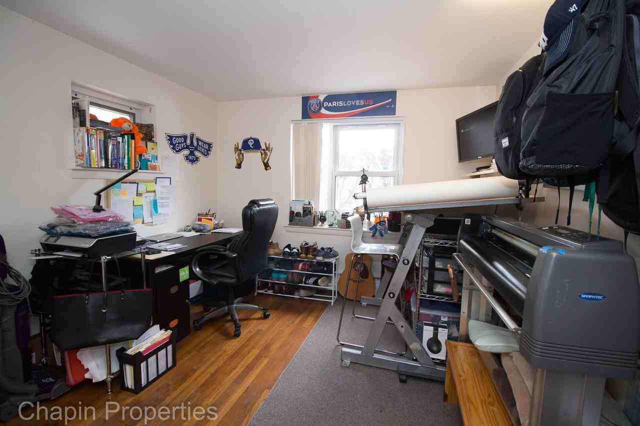 91B Chestnut St - Photo 5 of 12