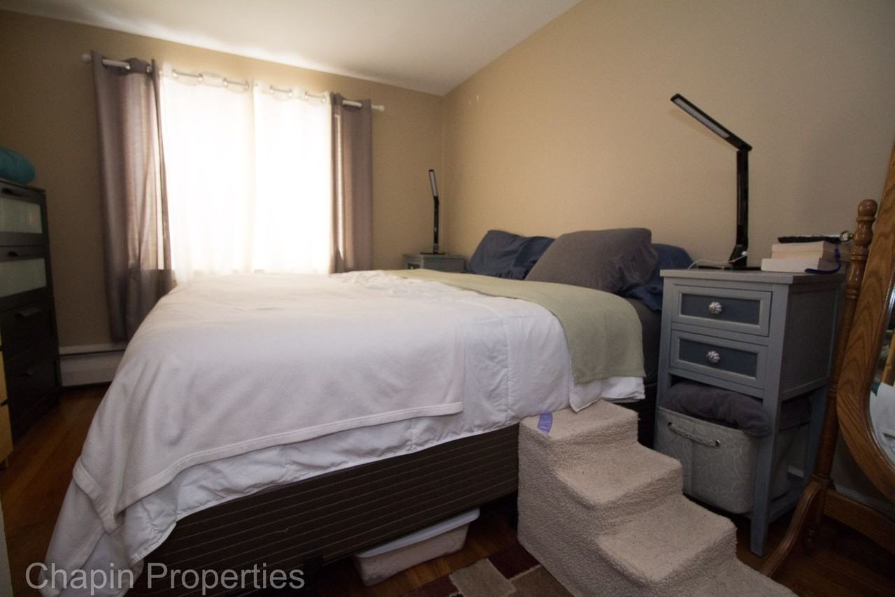 91B Chestnut St - Photo 7 of 12