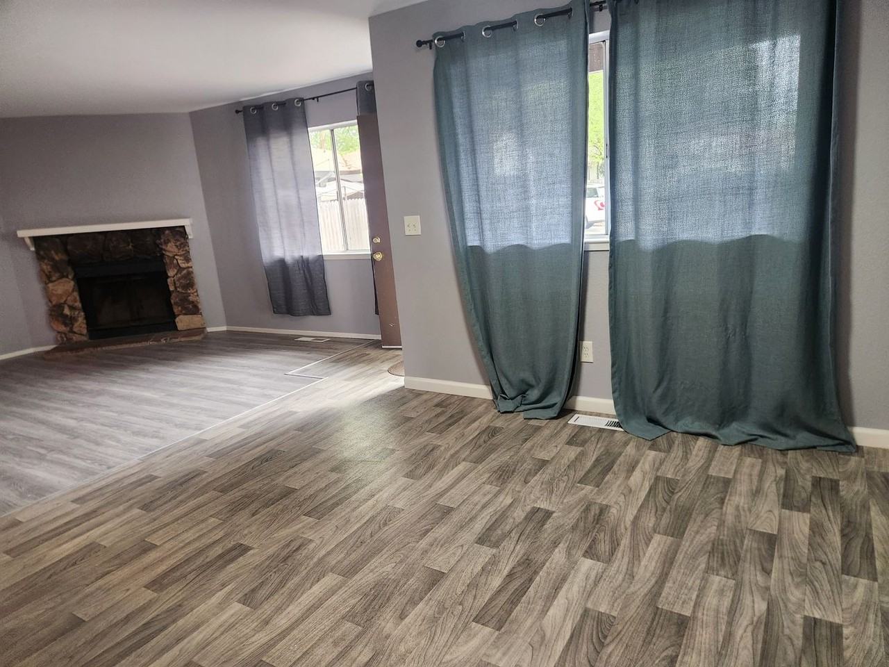 701 Blair Pl - Photo 5 of 25