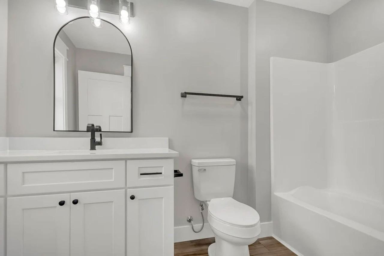 307 307 W Kenwood Ave  - 307 W Kenwood Ave - Photo 5 of 23