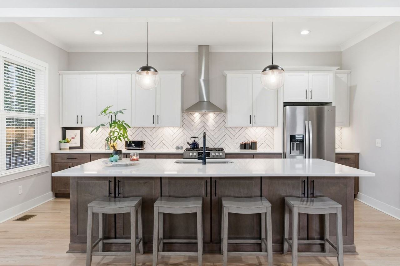 414B Westboro Dr - Photo 2 of 25