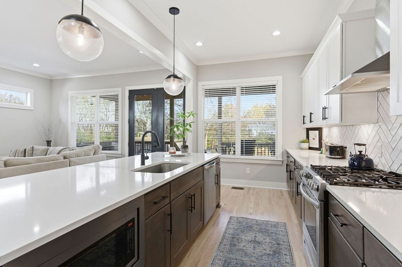 414B Westboro Dr - Photo 3 of 25