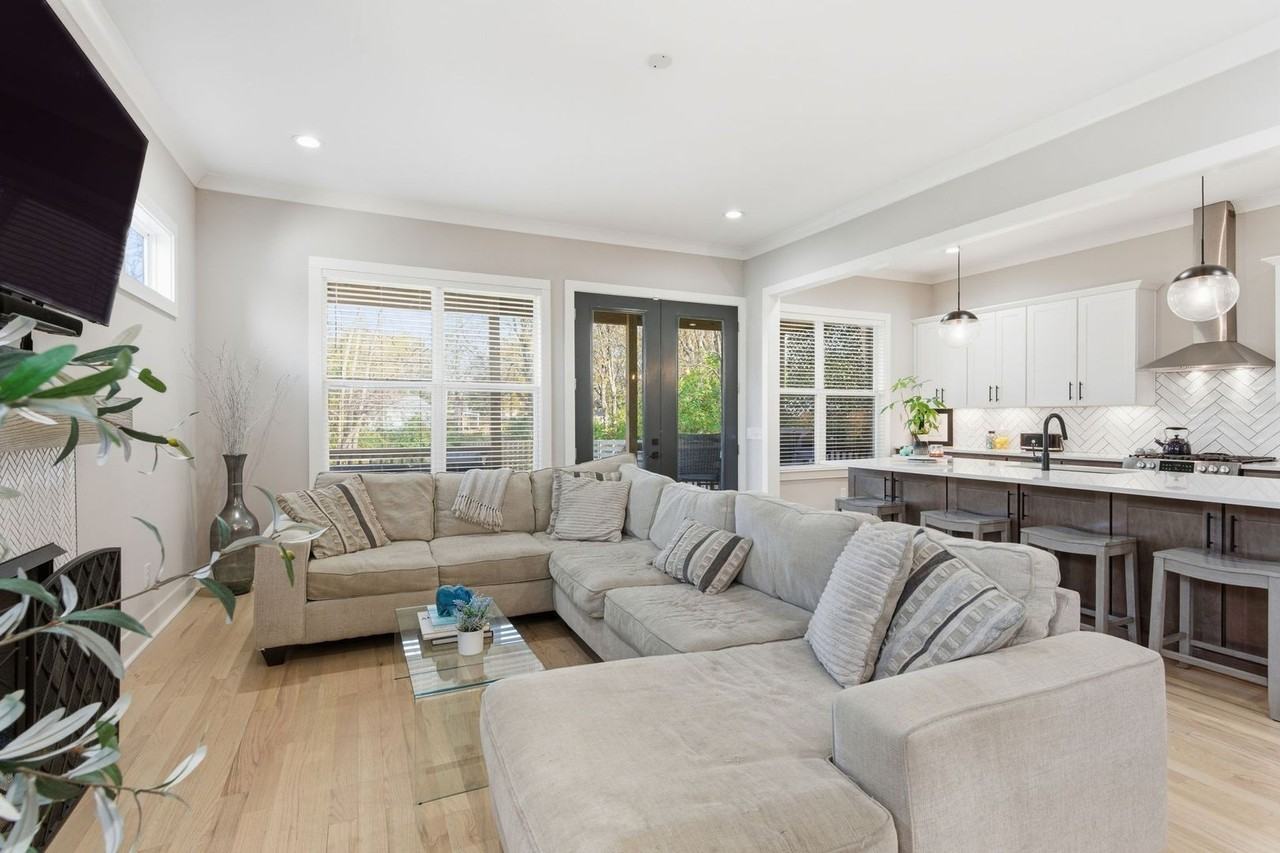 414B Westboro Dr - Photo 5 of 25