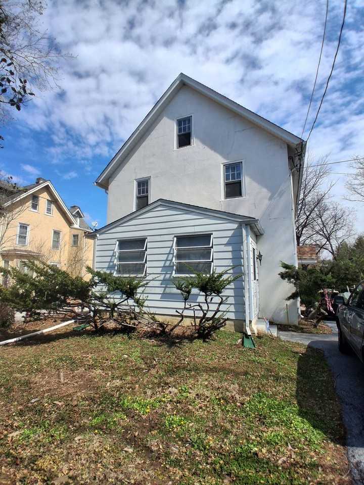 325 S Valley Forge Rd - Photo 2 of 14