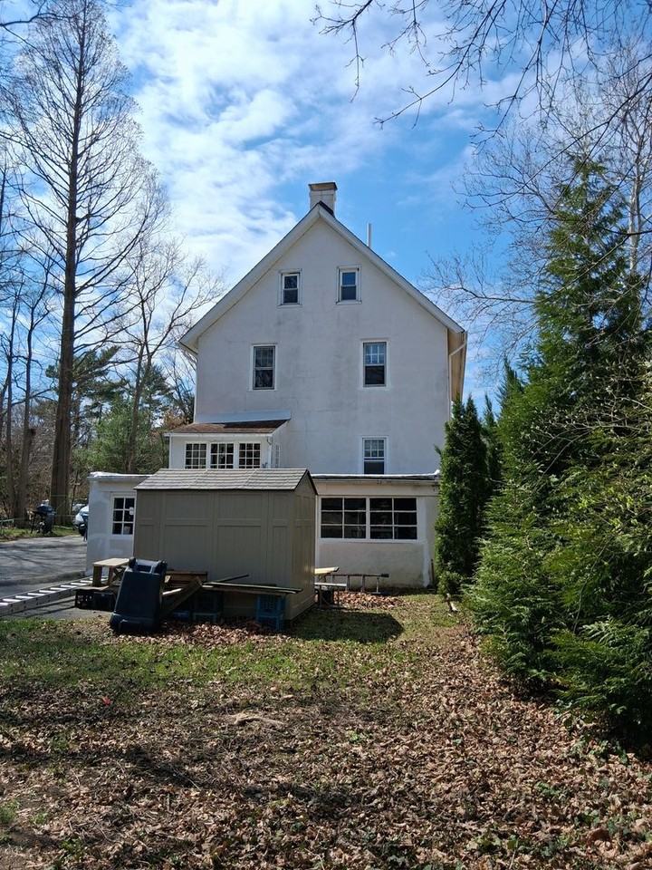 325 S Valley Forge Rd - Photo 6 of 14