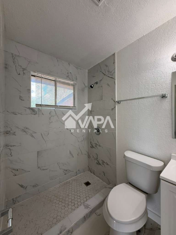 7831 Gallop Dr - Photo 4 of 18