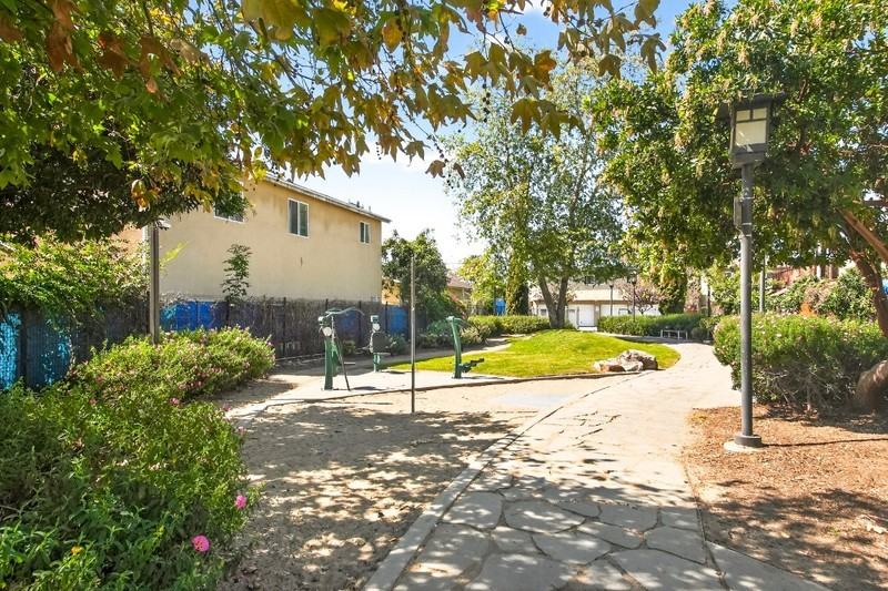 854 Orange Ave - Photo 6 of 7