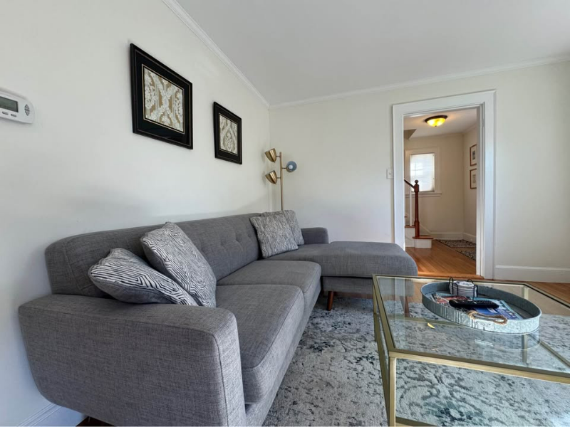 182 Margaret St - Photo 3 of 20