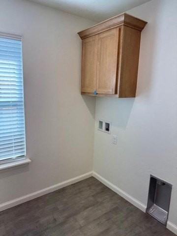 8521 Cassian Dr - Photo 6 of 36