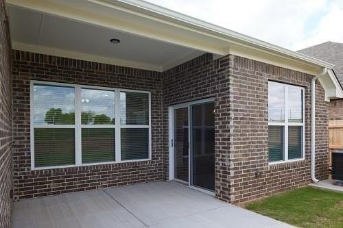 16312 Dakota Dr - Photo 7 of 44