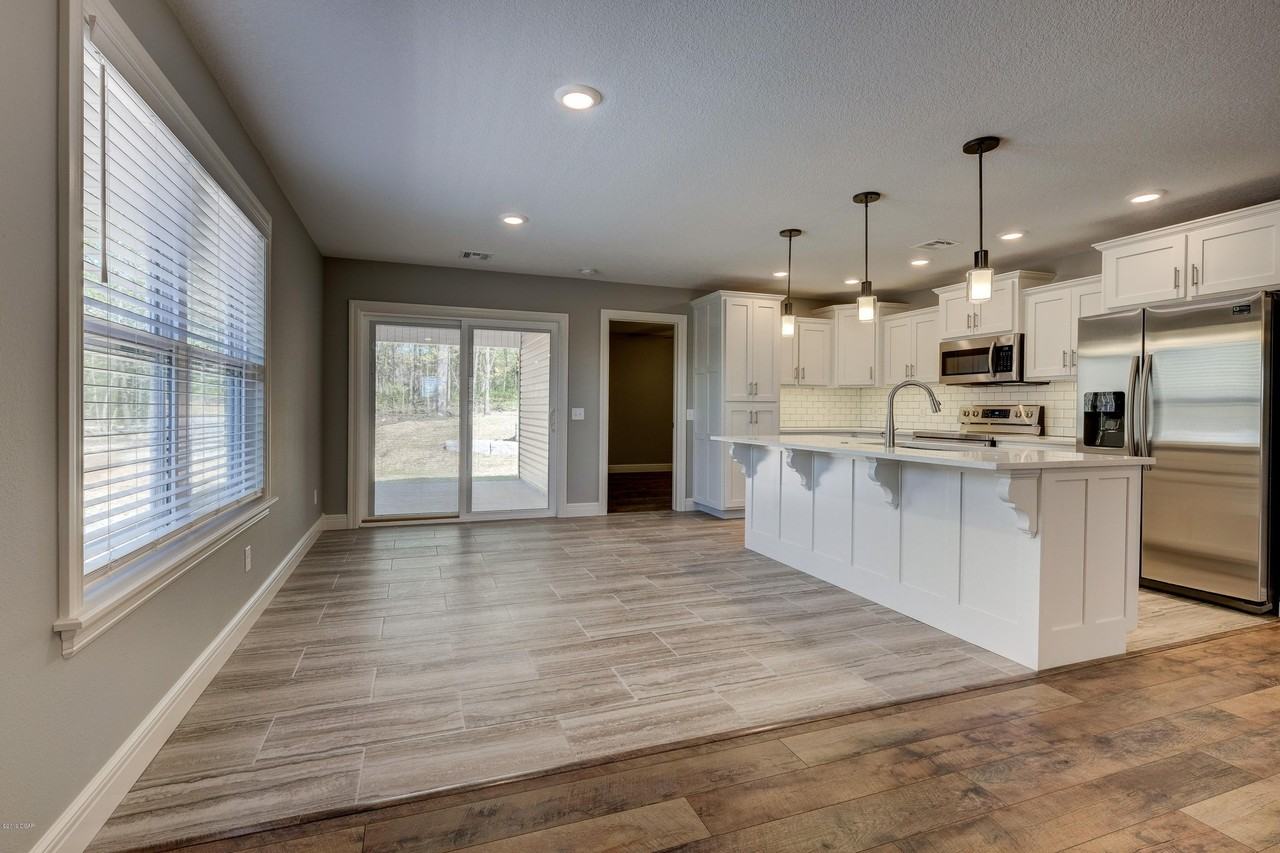 3303 S Moffet Ave - Photo 3 of 16