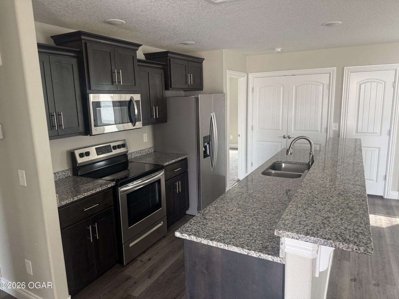 1815 Ohio Ave - Photo 6 of 11