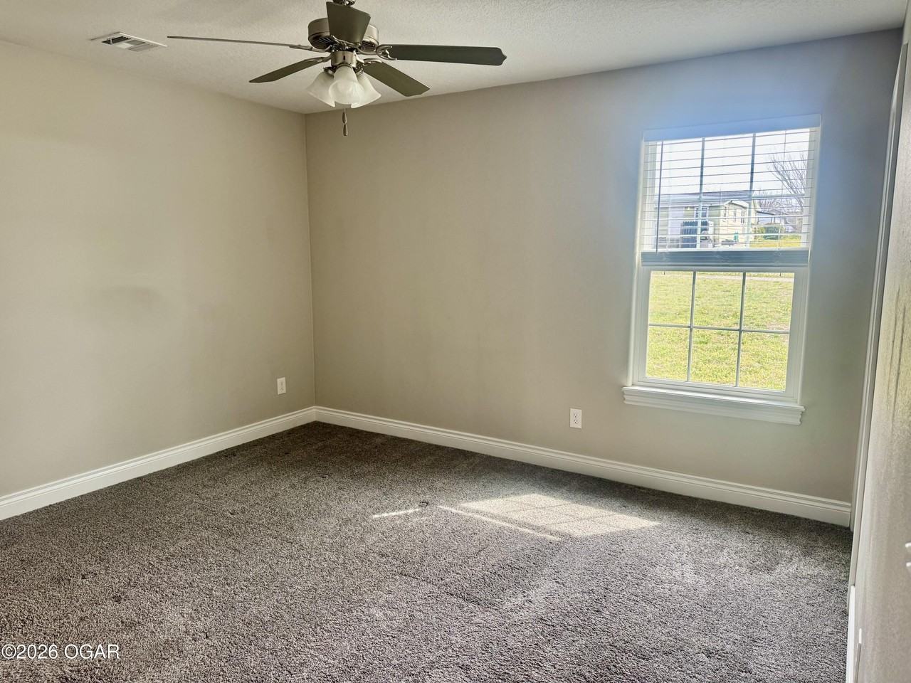 1815 Ohio Ave - Photo 7 of 11