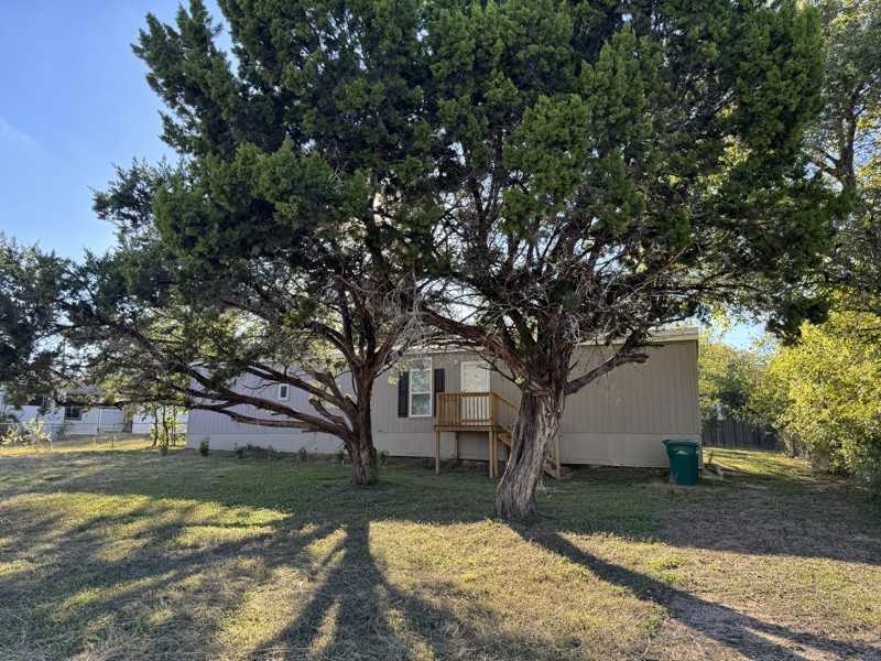 1702 Dakota Trce - Photo 3 of 30