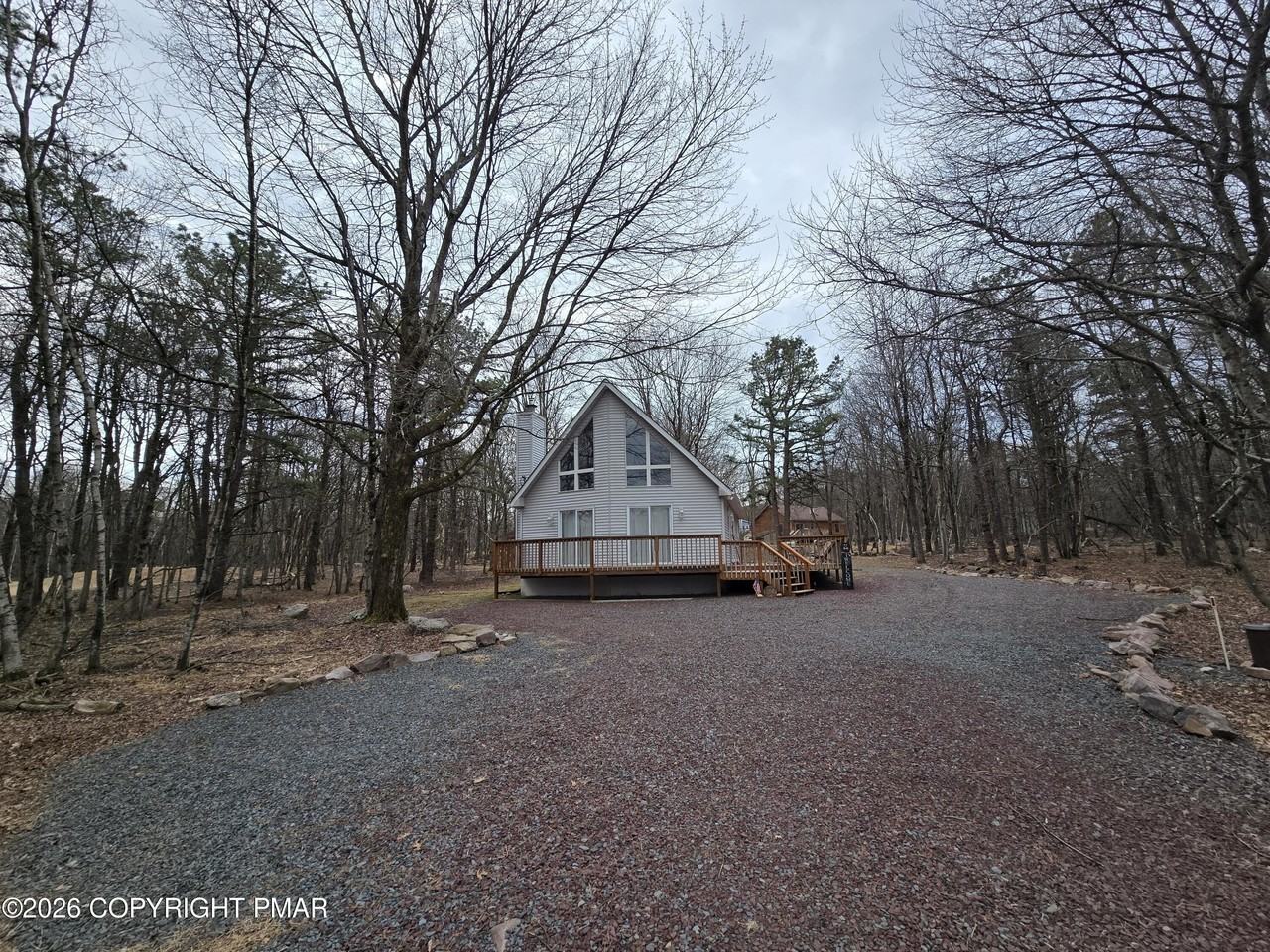 672 Stony Mountain Rd - Photo 2 of 26