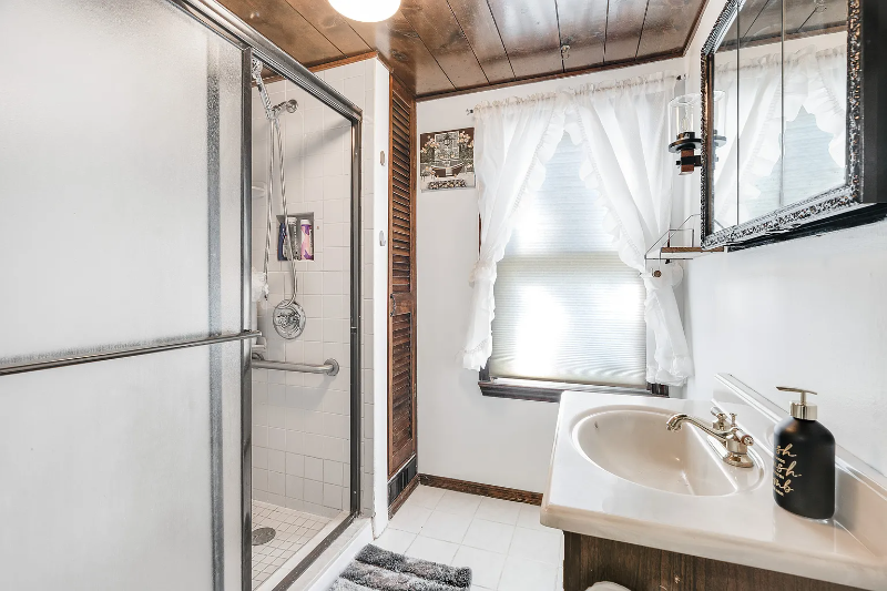 49 Delafield St #1stFL - Photo 5 of 15