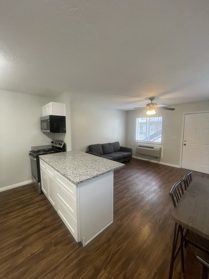 476 Ne - Photo 4 of 11