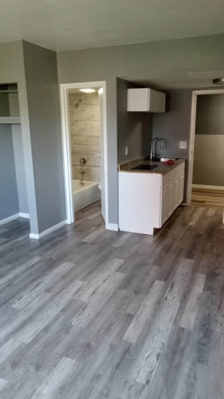 111 S Summit St #204 - Photo 5 of 20