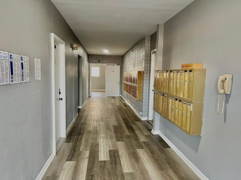 111 S Summit St #223 - Photo 6 of 13