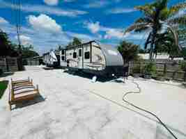 featured image of 6501 Plunkett St